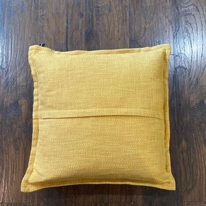 Selling this large mustard color pillow! 😊